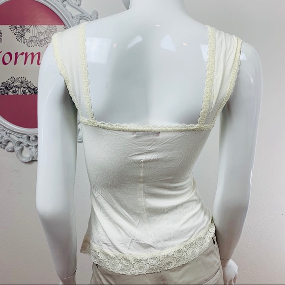 Anthropologie Tapemeasure / Cream Embroider Lace - Picture 2 of 8